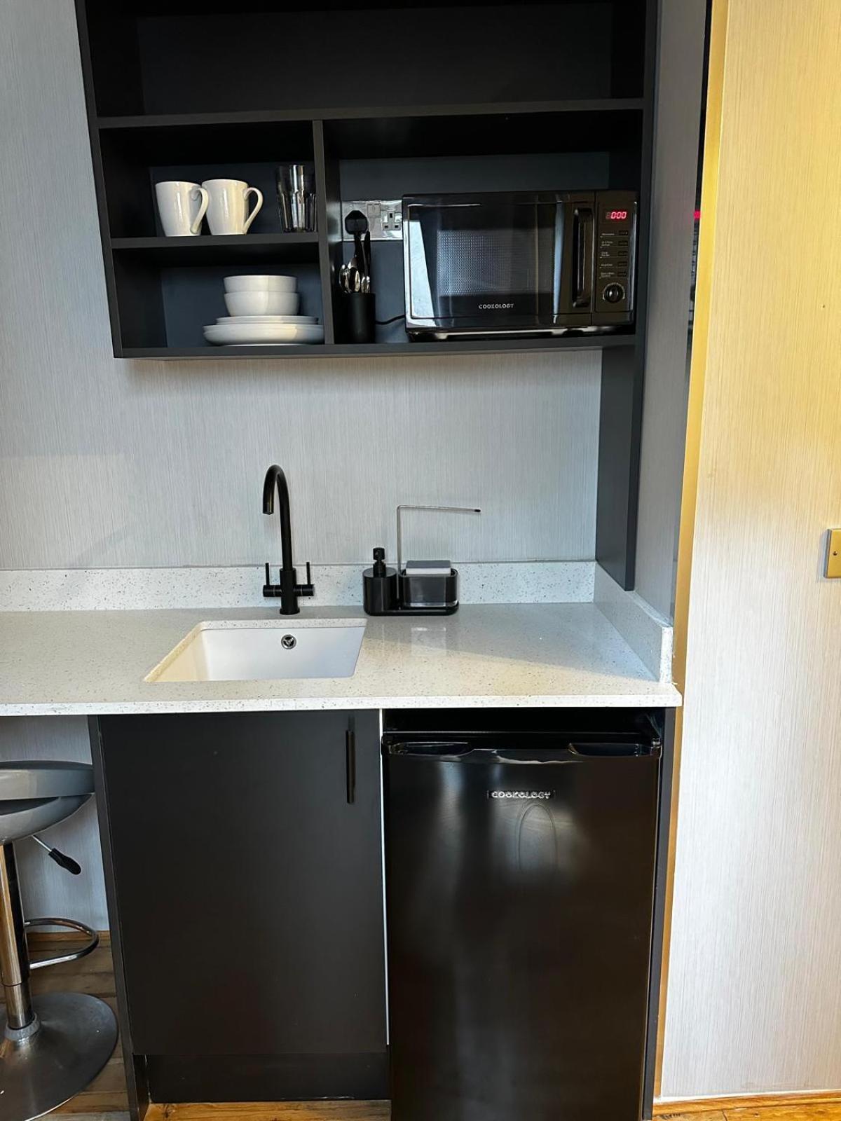 Fb1-Spacious Basement Studio Flat Fits 2- Near Hyde Park London Exterior foto